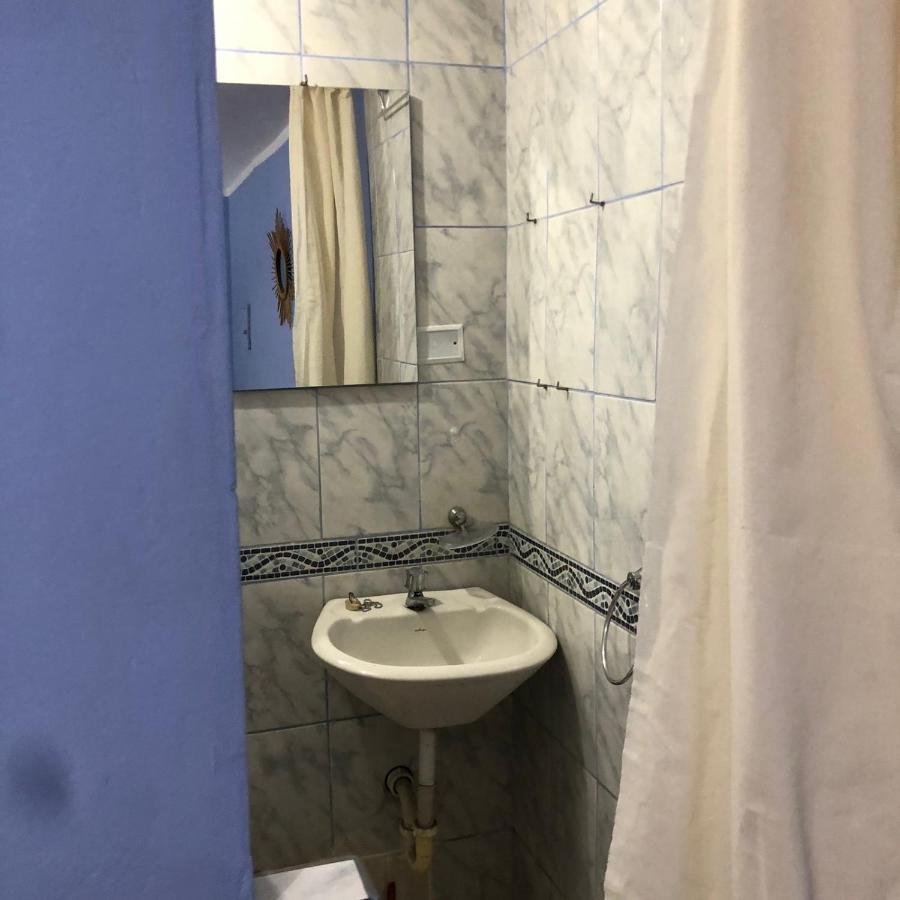 Pedraza House Airport Bed & Breakfast Lima